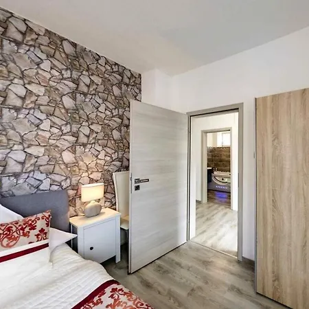 Stad Vakantiehuis Daun Holiday home Daun